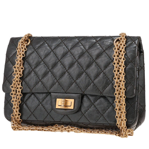 Chanel 2.55 shoulder bag in green quilted iridescent leather