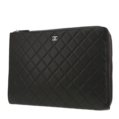 Chanel Pochette pouch in black quilted grained leather