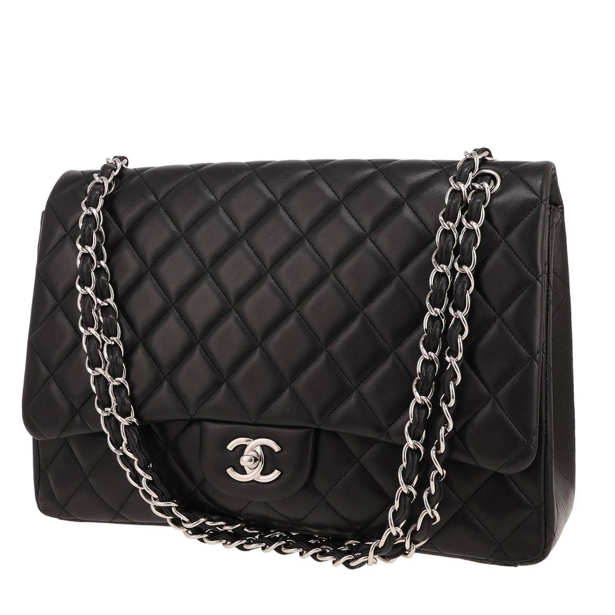 Chanel Timeless Maxi Jumbo shoulder bag in black quilted leather