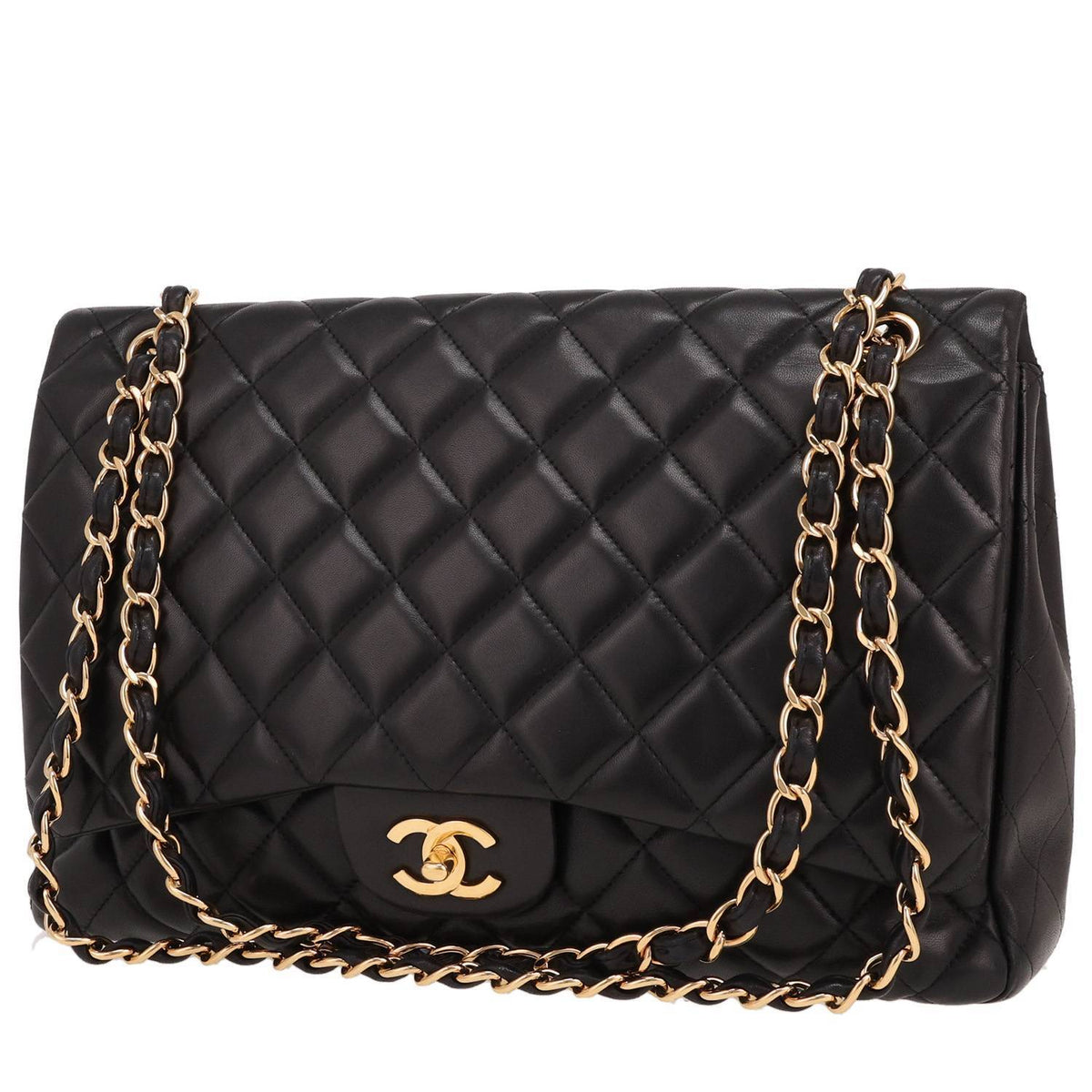 Chanel Timeless Maxi Jumbo shoulder bag in black quilted leather