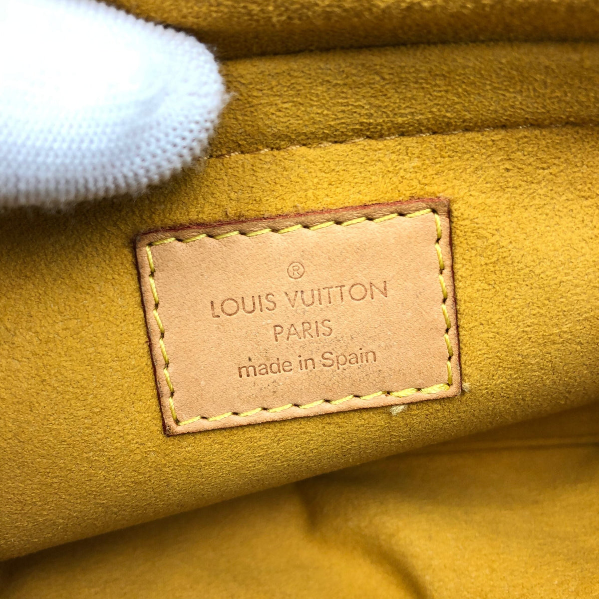 LOUIS VUITTON DENIM PLEATY SHOULDER BAG