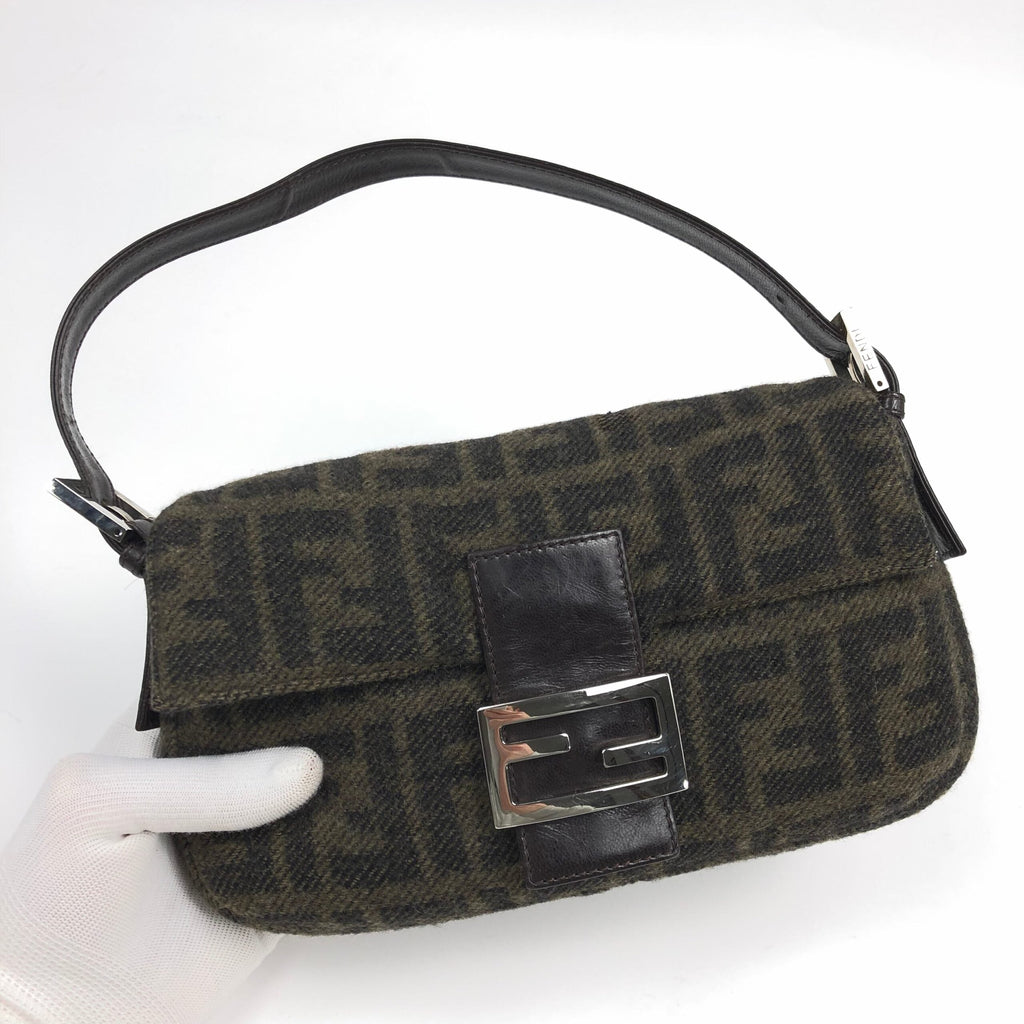 FENDI CASHMERE WOOL BAGUETTE SHOULDER BAG