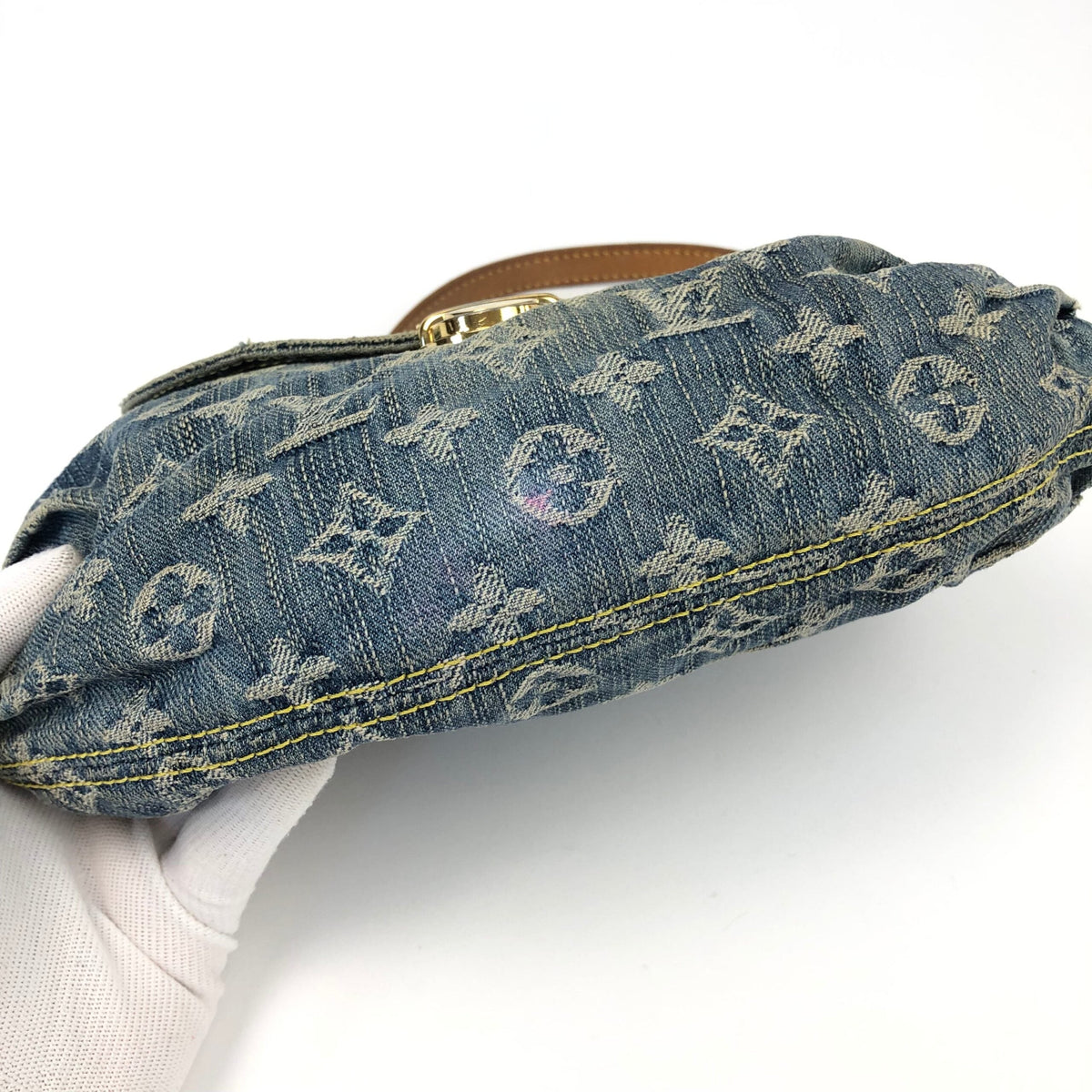 LOUIS VUITTON DENIM PLEATY SHOULDER BAG
