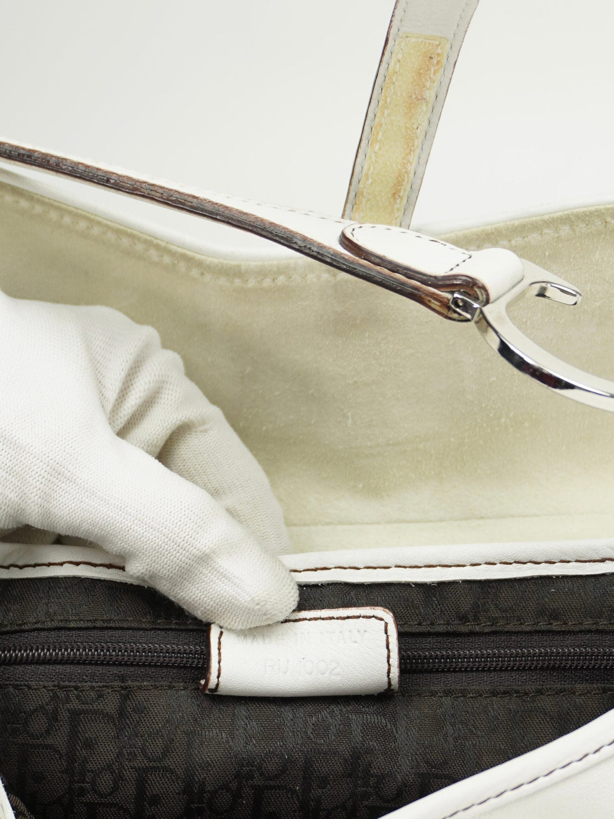 CHRISTIAN DIOR WHITE LEATHER SADDLE BAG