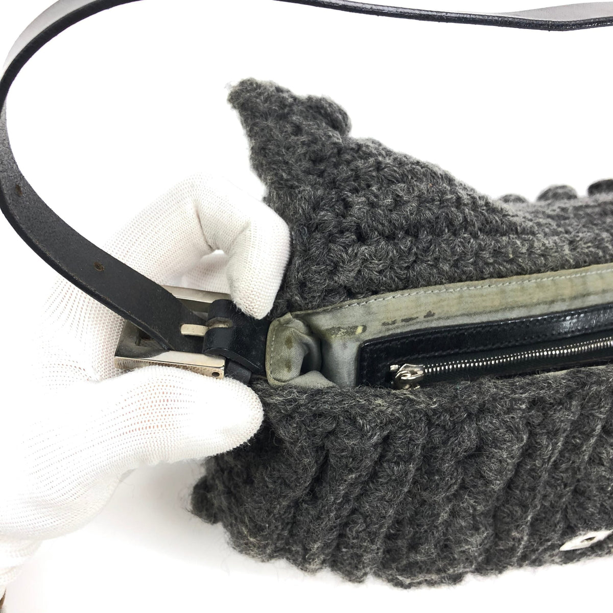 FENDI CASHMERE WOOL BAGUETTE SHOULDER BAG
