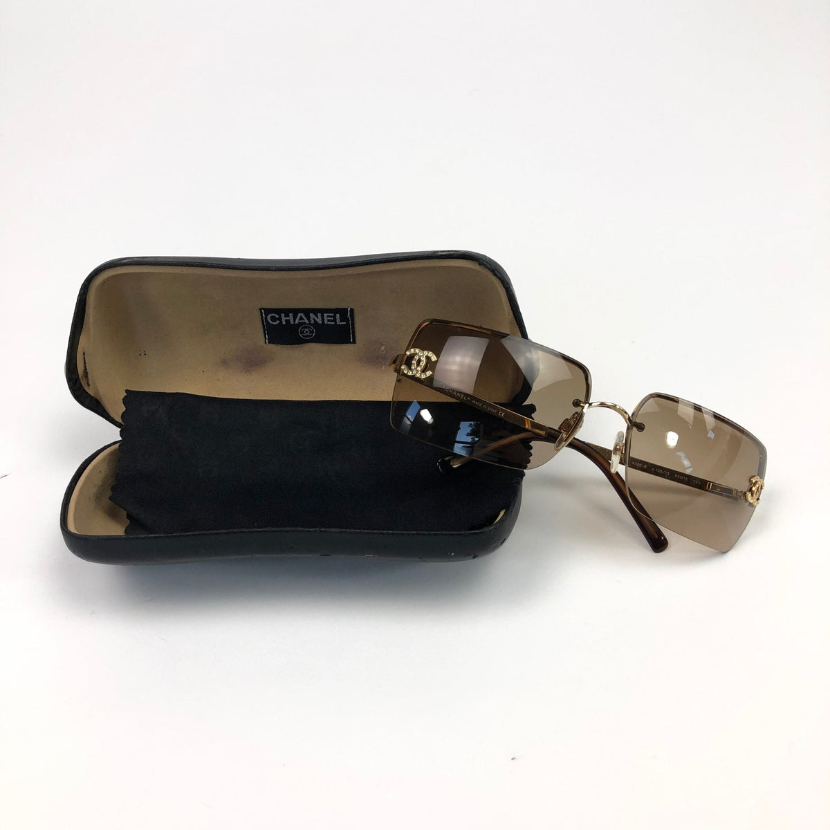 CHANEL RIMLESS SUNGLASSES