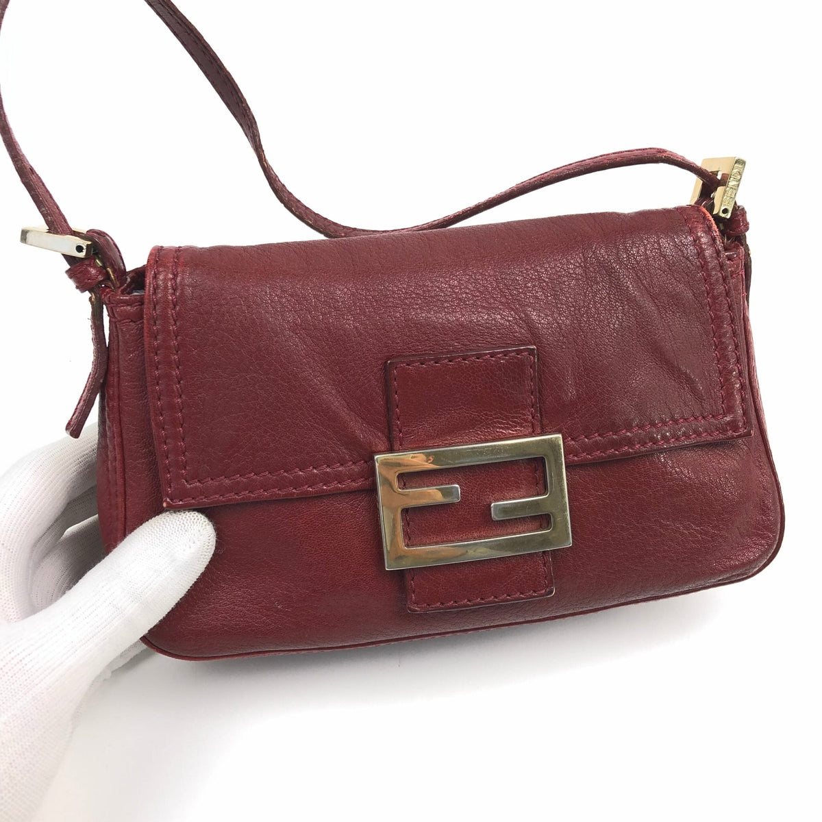FENDI LEATHER BAGUETTE BAG