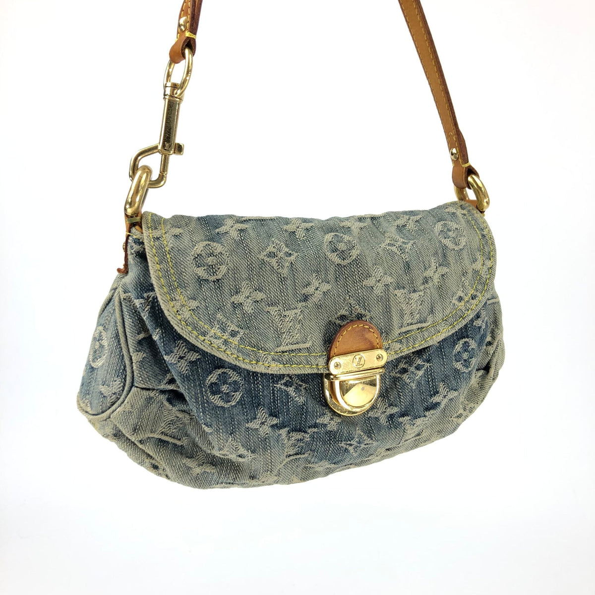 LOUIS VUITTON PLEATY DENIM SHOULDER BAG