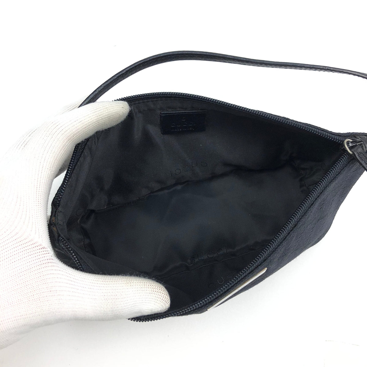 GUCCI MONOGRAM SHOULDER BAG