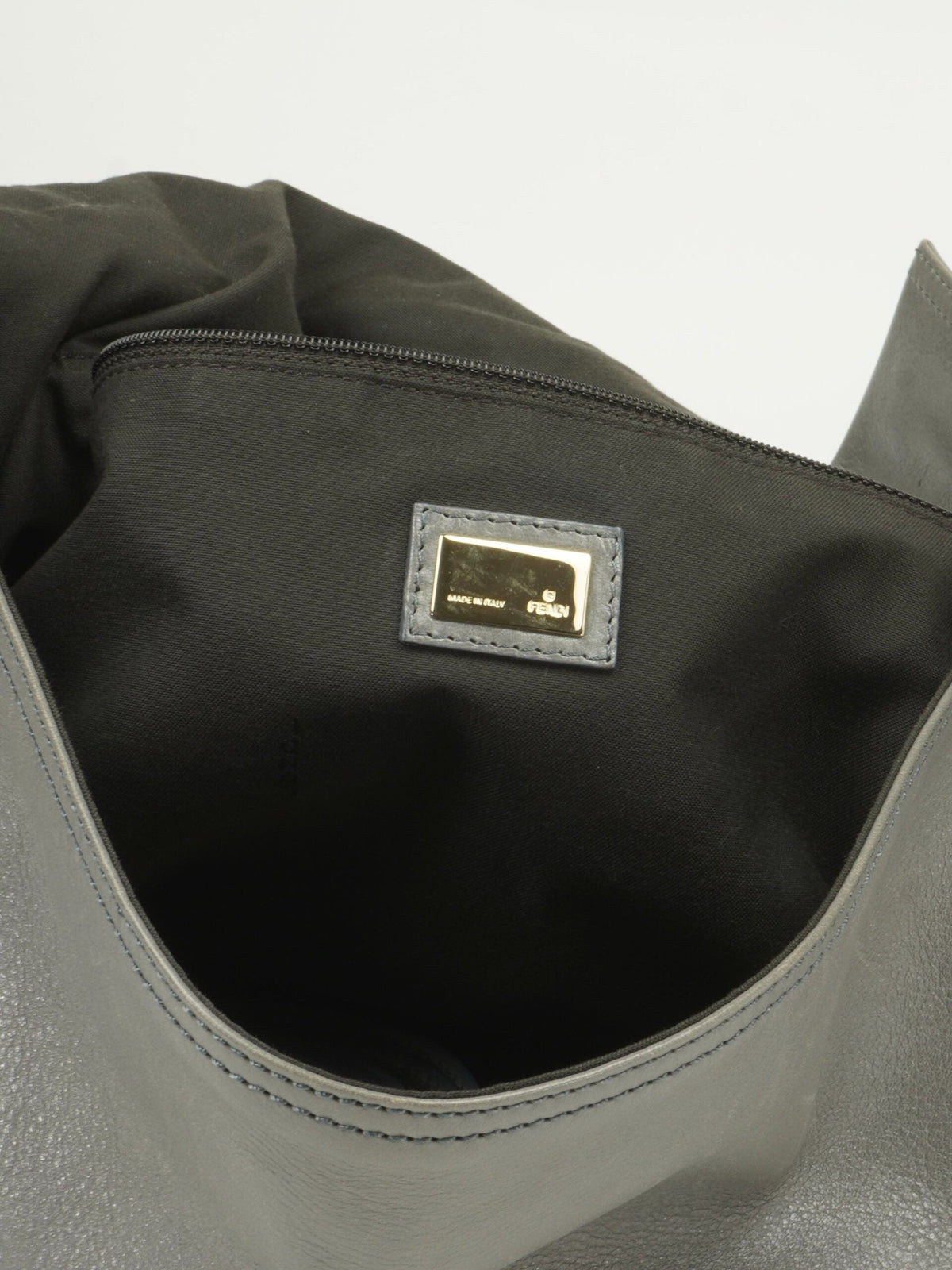FENDI XL MAMA BAGUETTE BAG