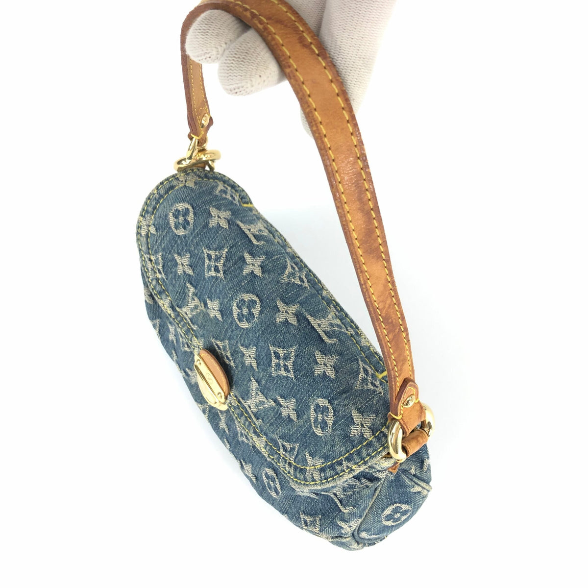 LOUIS VUITTON PLEATY DENIM SHOULDER BAG