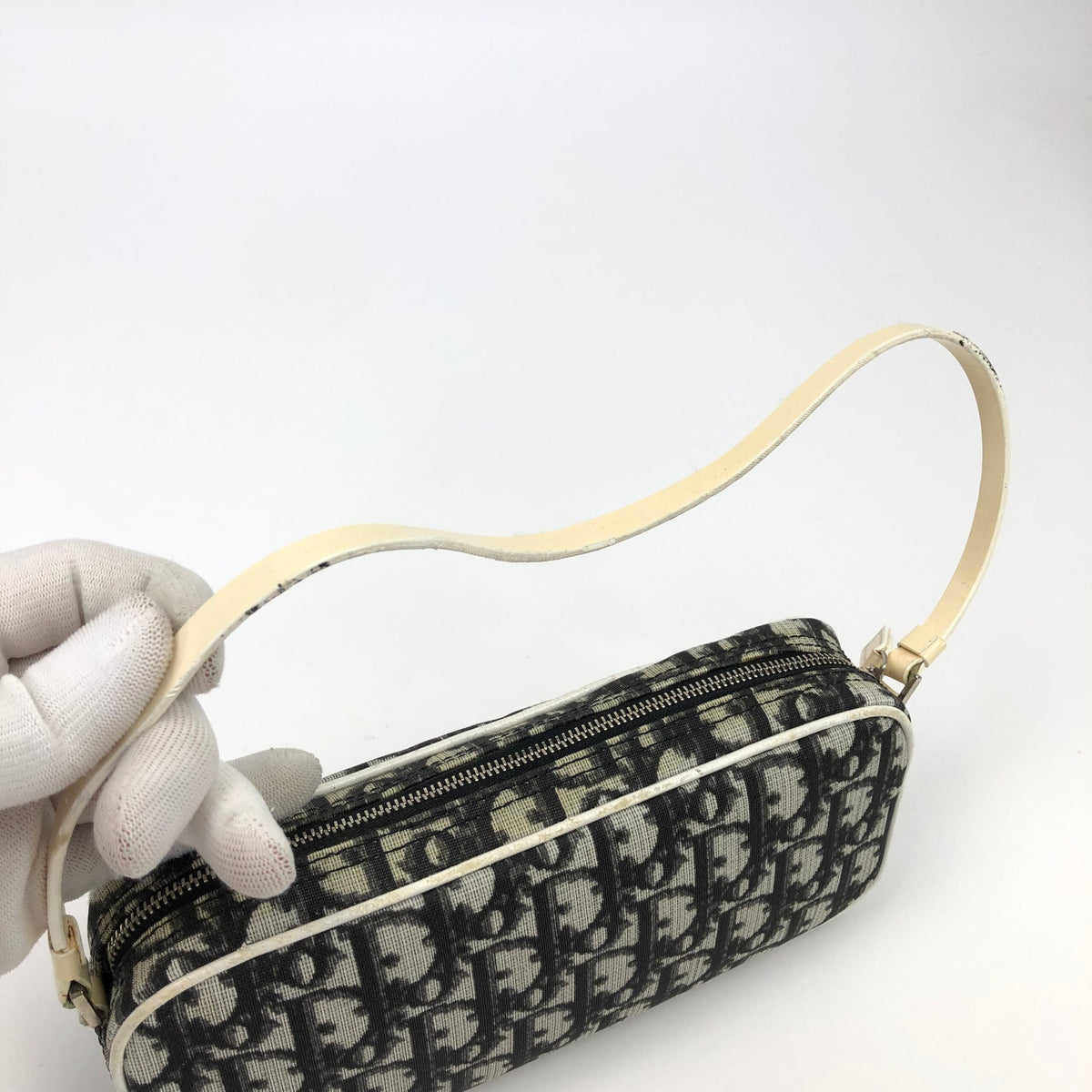 CHRISTIAN DIOR MONOGRAM SHOULDER BAG