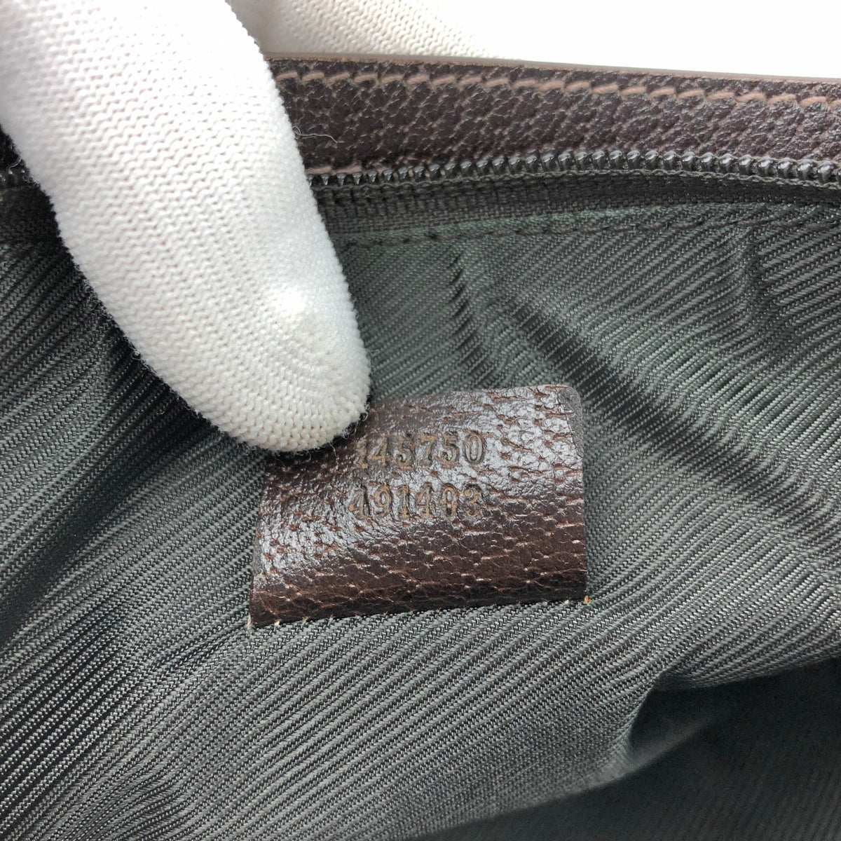 GUCCI MONOGRAM SHOULDER BAG