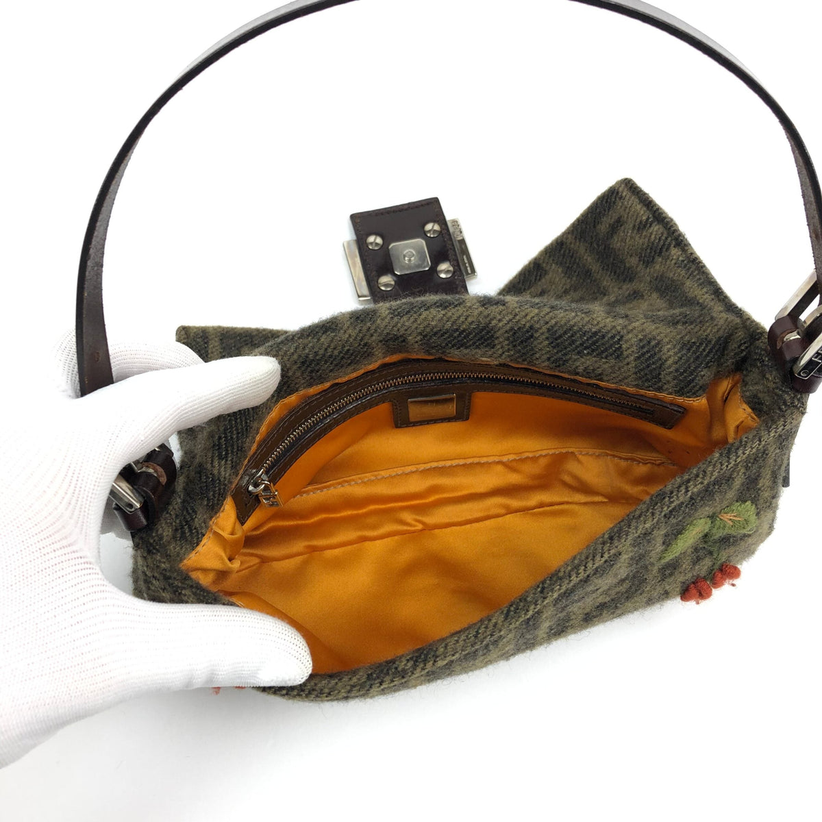 FENDI CASHMERE WOOL BAGUETTE SHOULDER BAG