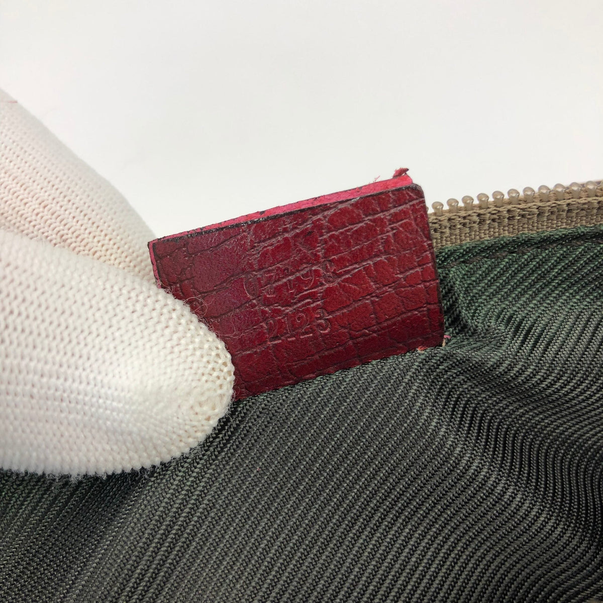 GUCCI MONOGRAM SHOULDER BAG
