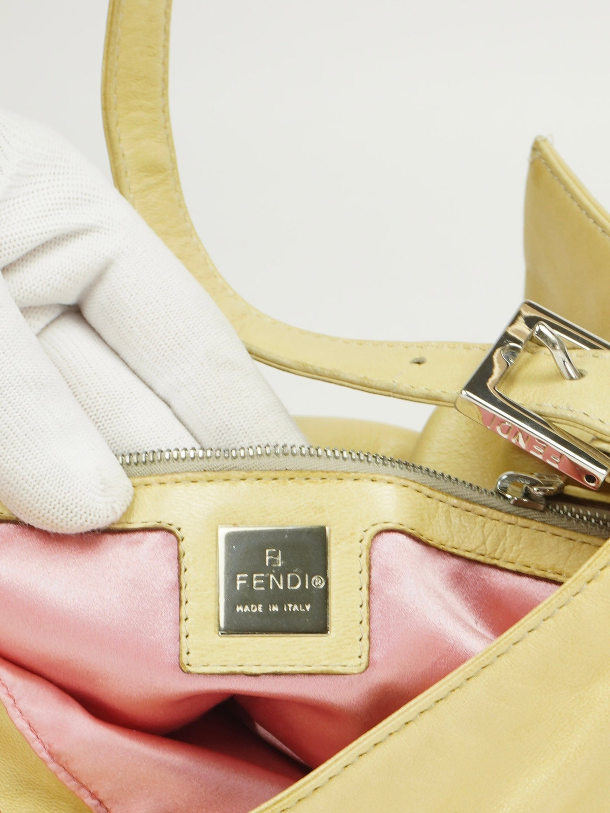 FENDI LEATHER BAGUETTE BAG
