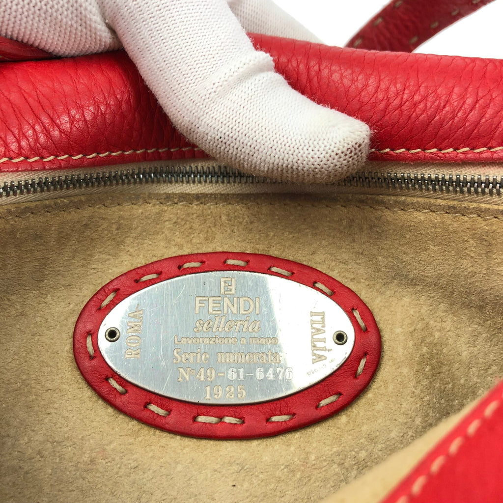 FENDI SELLERIA BAGUETTE BAG