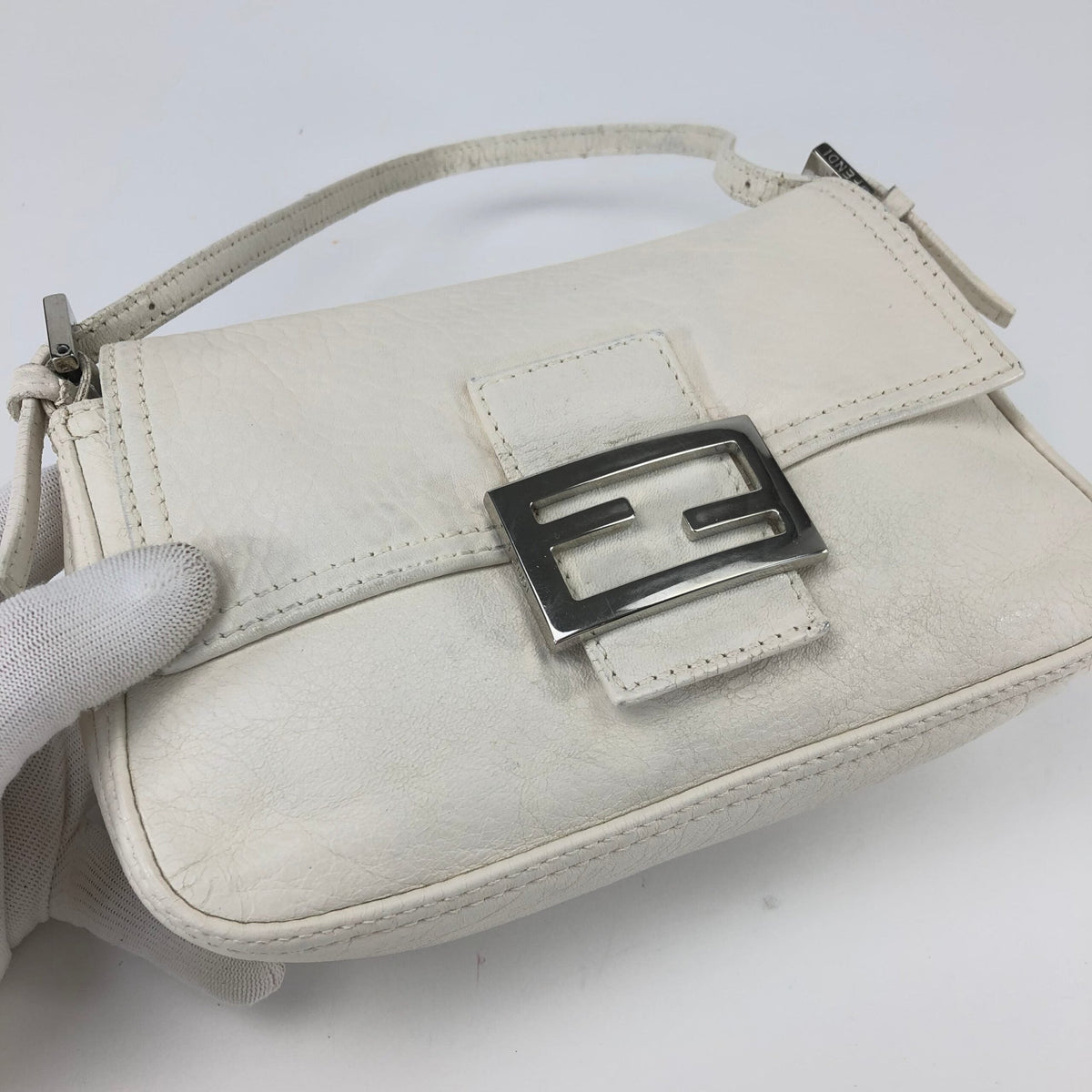 FENDI LEATHER BAGUETTE BAG