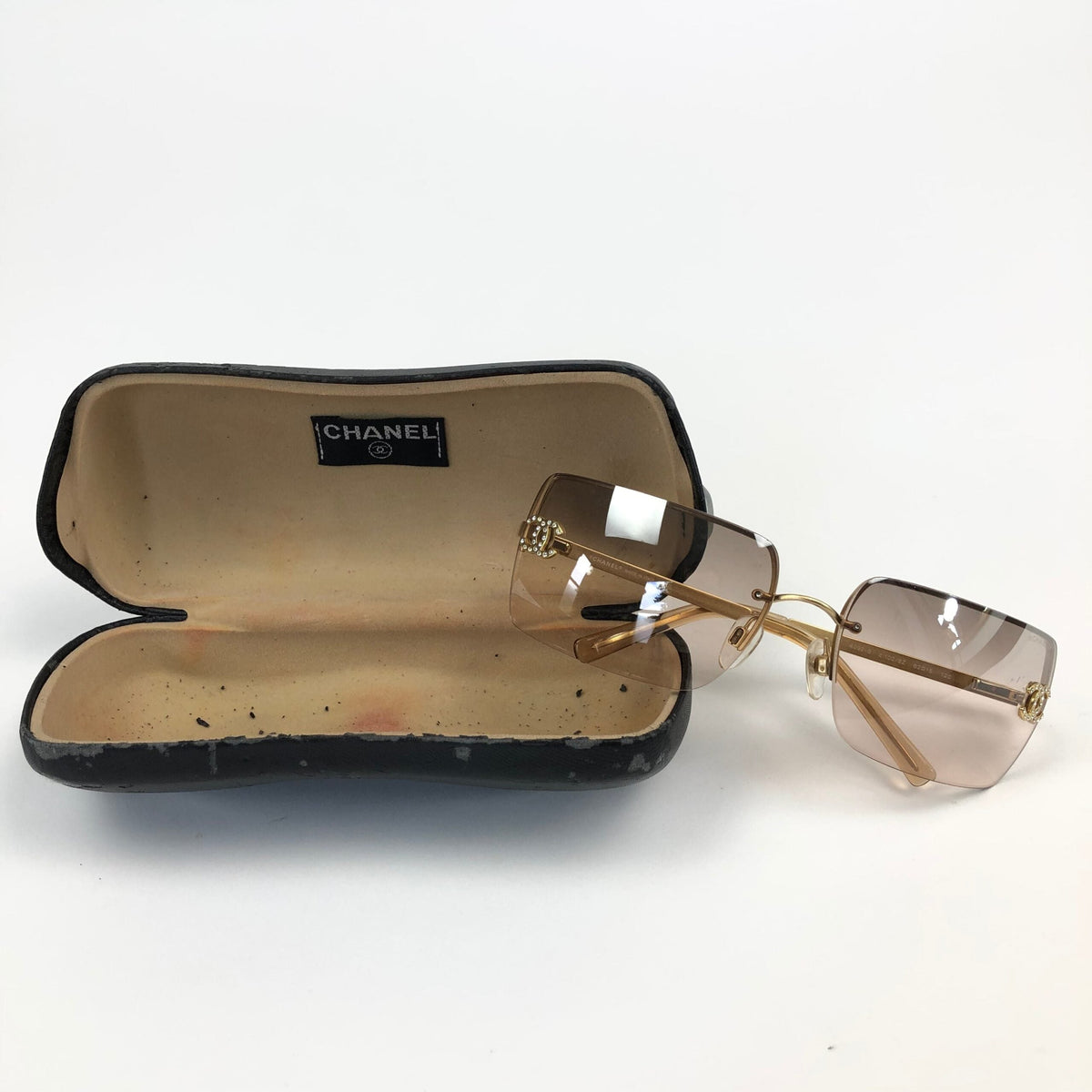 CHANEL RIMLESS SUNGLASSES