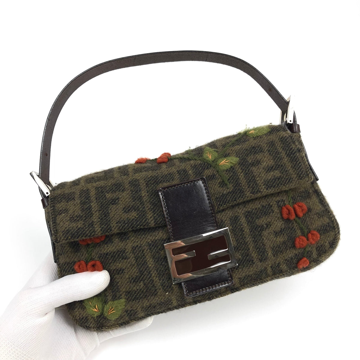 FENDI CASHMERE WOOL BAGUETTE SHOULDER BAG