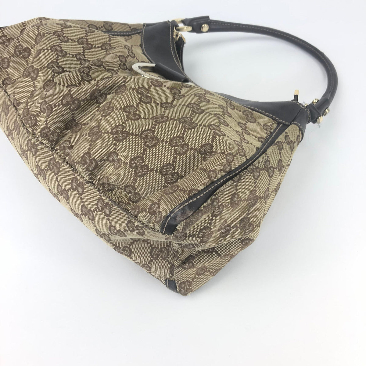 GUCCI ABBEY MONOGRAM SHOULDER BAG