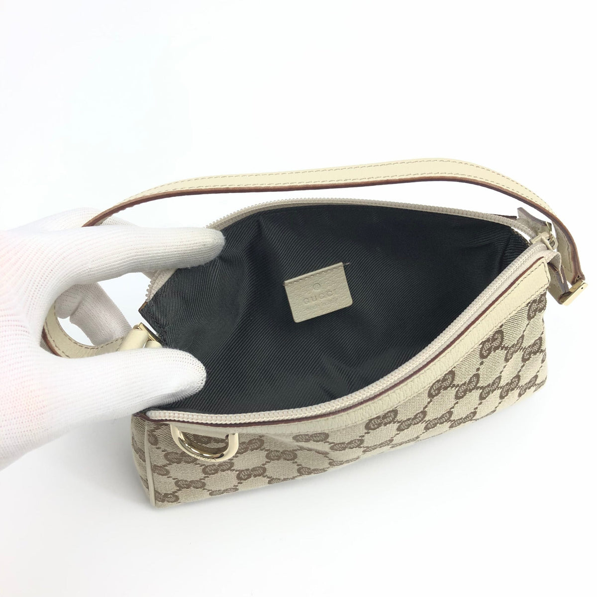 GUCCI MONOGRAM SHOULDER BAG
