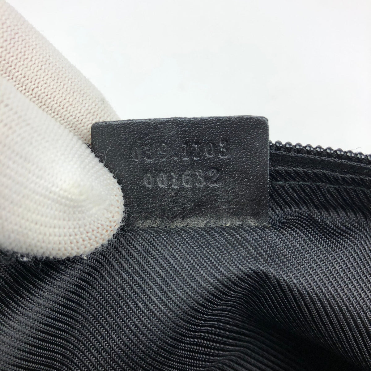 GUCCI MONOGRAM SHOULDER BAG