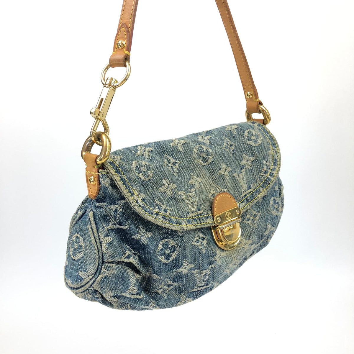 LOUIS VUITTON DENIM PLEATY SHOULDER BAG