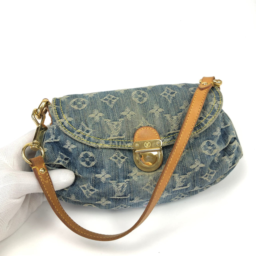 LOUIS VUITTON DENIM PLEATY SHOULDER BAG