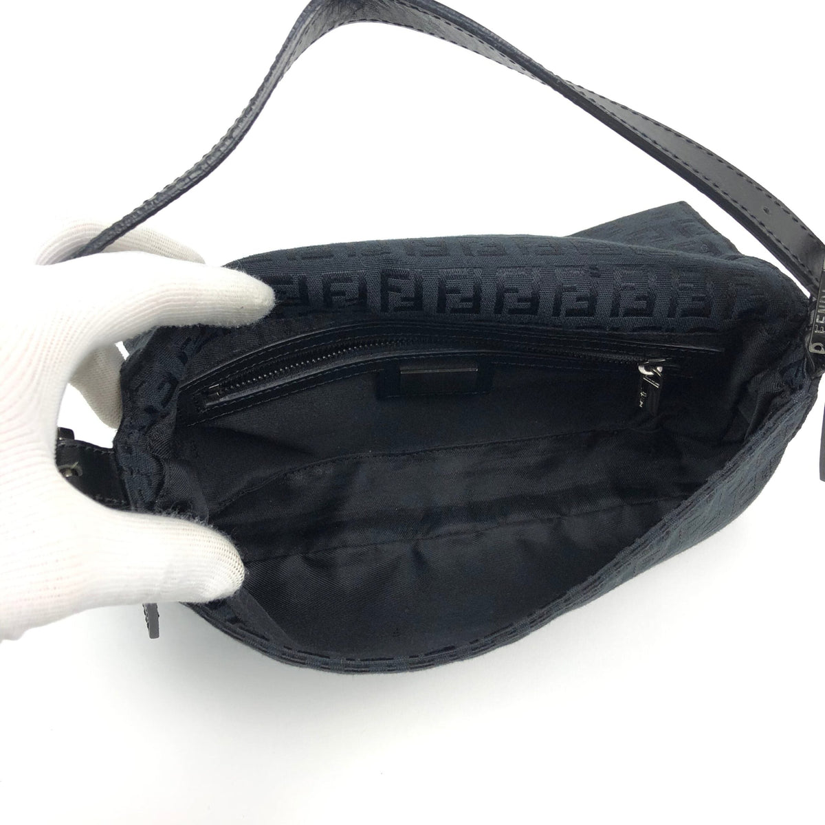 FENDI MONOGRAM BAGUETTE SHOULDER BAG