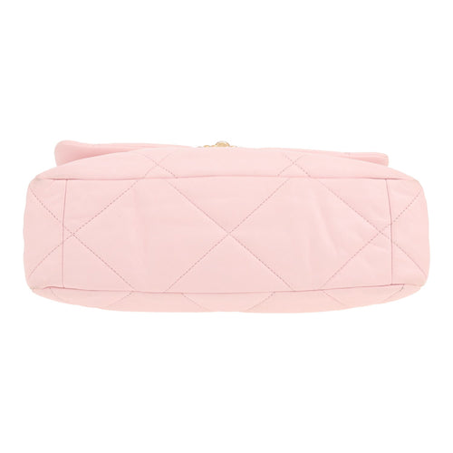 Chanel 19 handbag in pink quilted leather - DETAIL 1