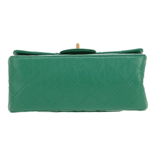 Chanel 2.55 small model shoulder bag in green quilted leather - DETAIL 1