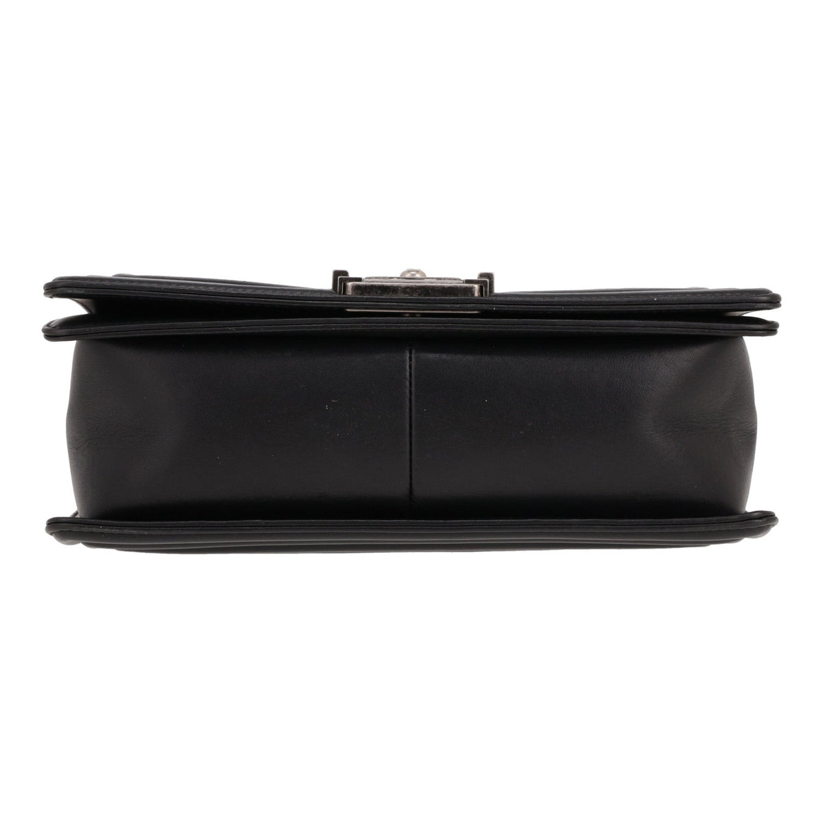 Chanel Boy shoulder bag in black leather - DETAIL 1