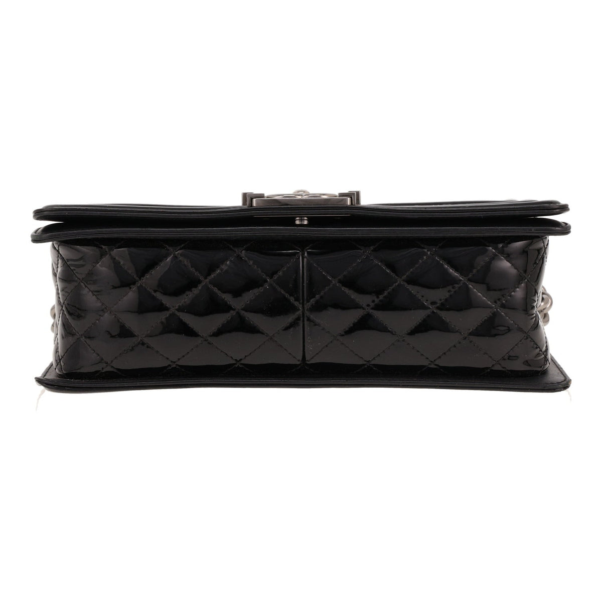 Chanel Boy shoulder bag in black patent leather - DETAIL 1