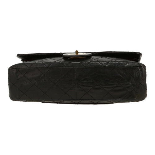 Chanel 2.55 handbag in black quilted leather - DETAIL 1
