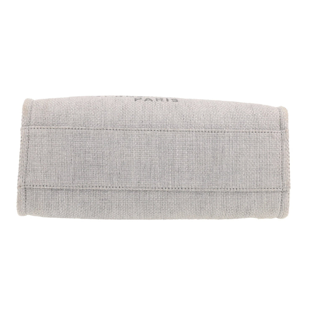 Chanel Deauville shopping bag in grey canvas and black leather - DETAIL 1