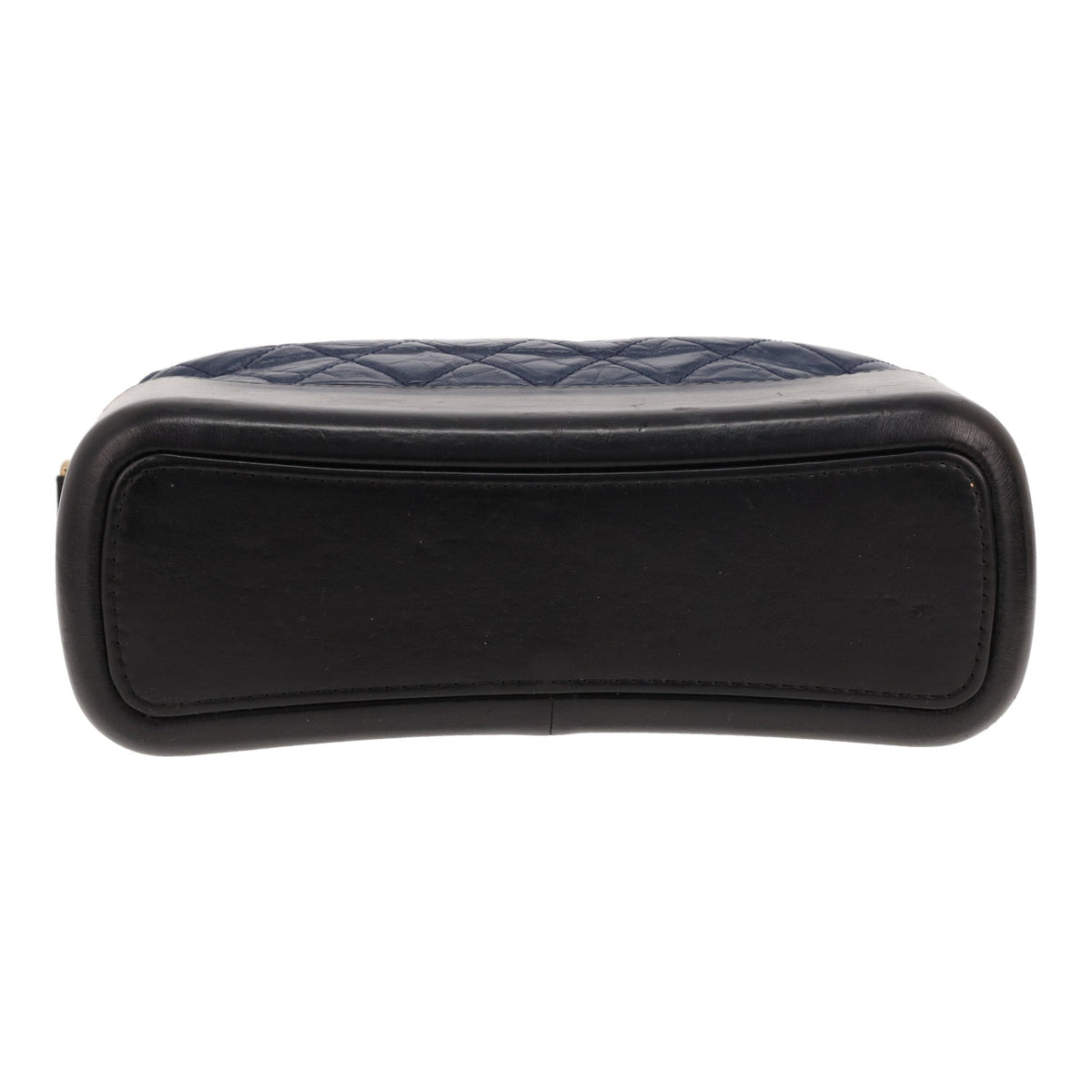 Chanel Gabrielle medium model shoulder bag in navy blue and black quilted leather - DETAIL 1