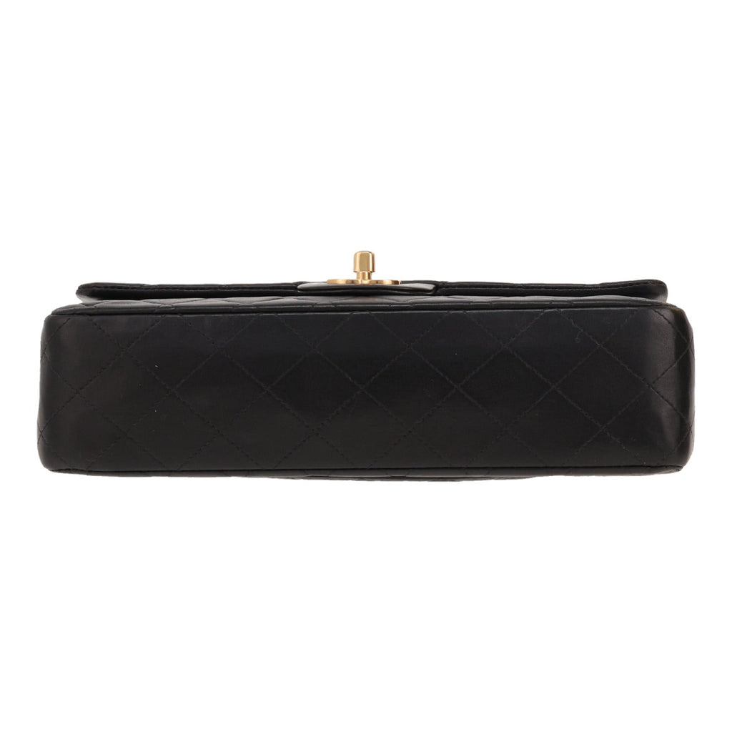 Chanel handbag in black quilted leather - DETAIL 1