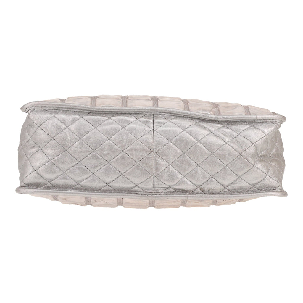 Chanel Ice Cube shopping bag in silver leather and PVC - DETAIL 1