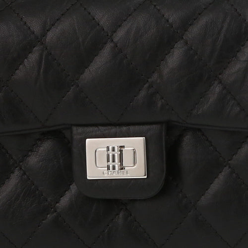 Chanel Pochette ceinture clutch-belt in black grained leather - DETAIL 1