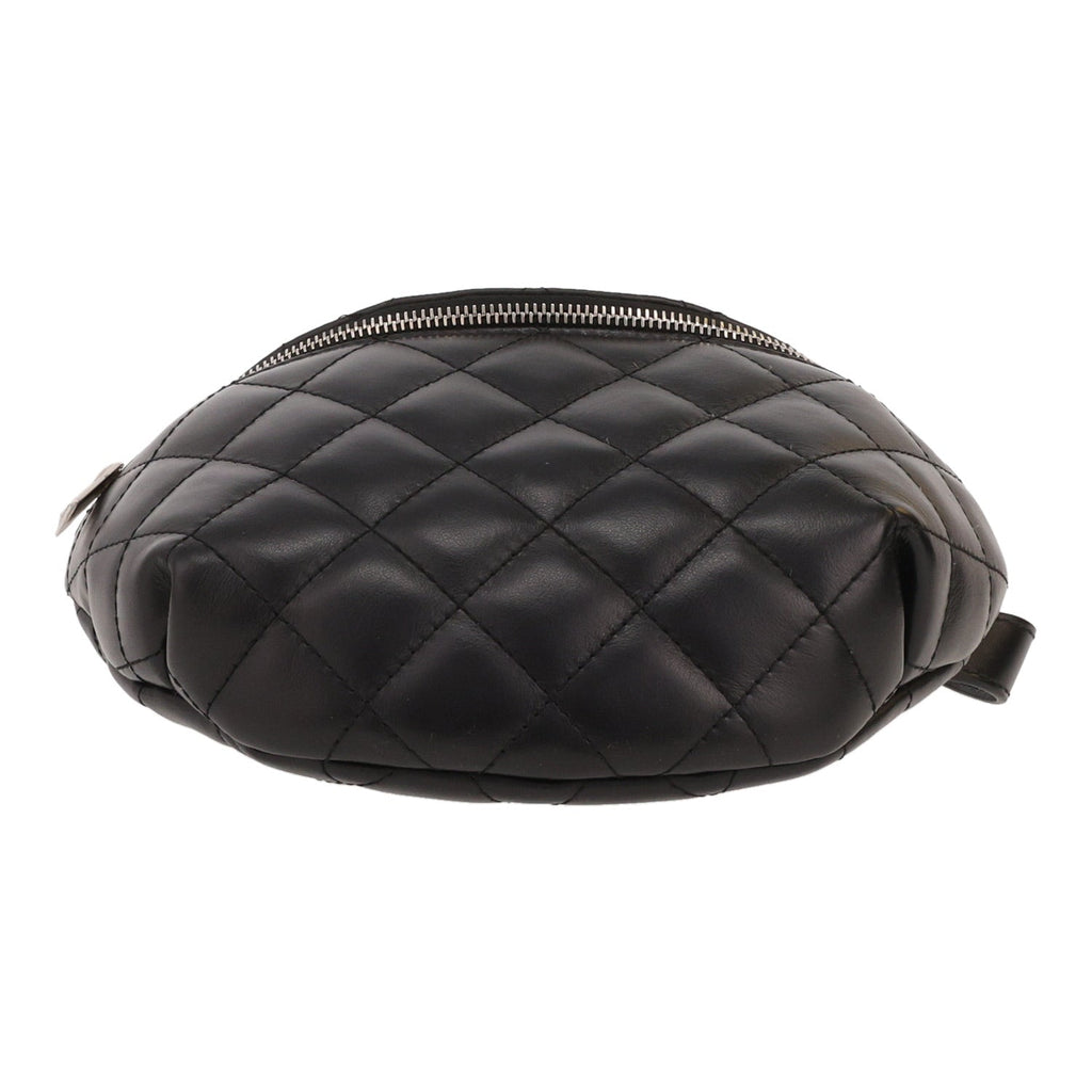 Chanel Pochette ceinture clutch-belt in black quilted leather - DETAIL 1