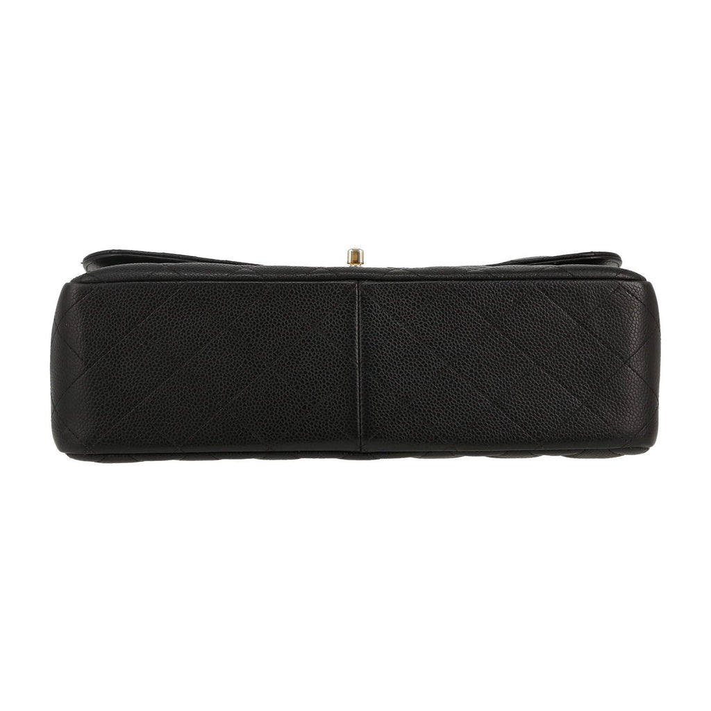 Chanel Timeless Jumbo handbag in black quilted grained leather - DETAIL 1