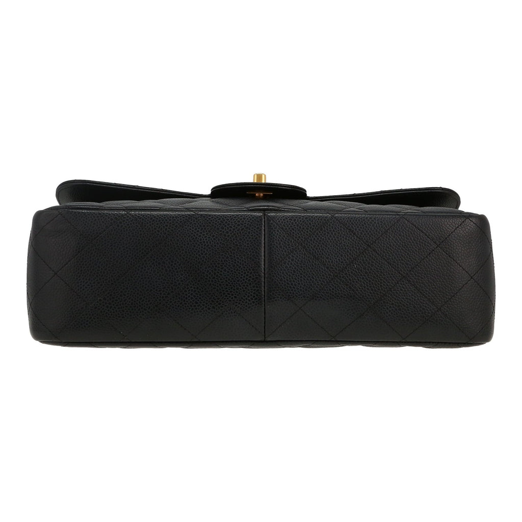Chanel Timeless Jumbo handbag in black quilted grained leather - DETAIL 1