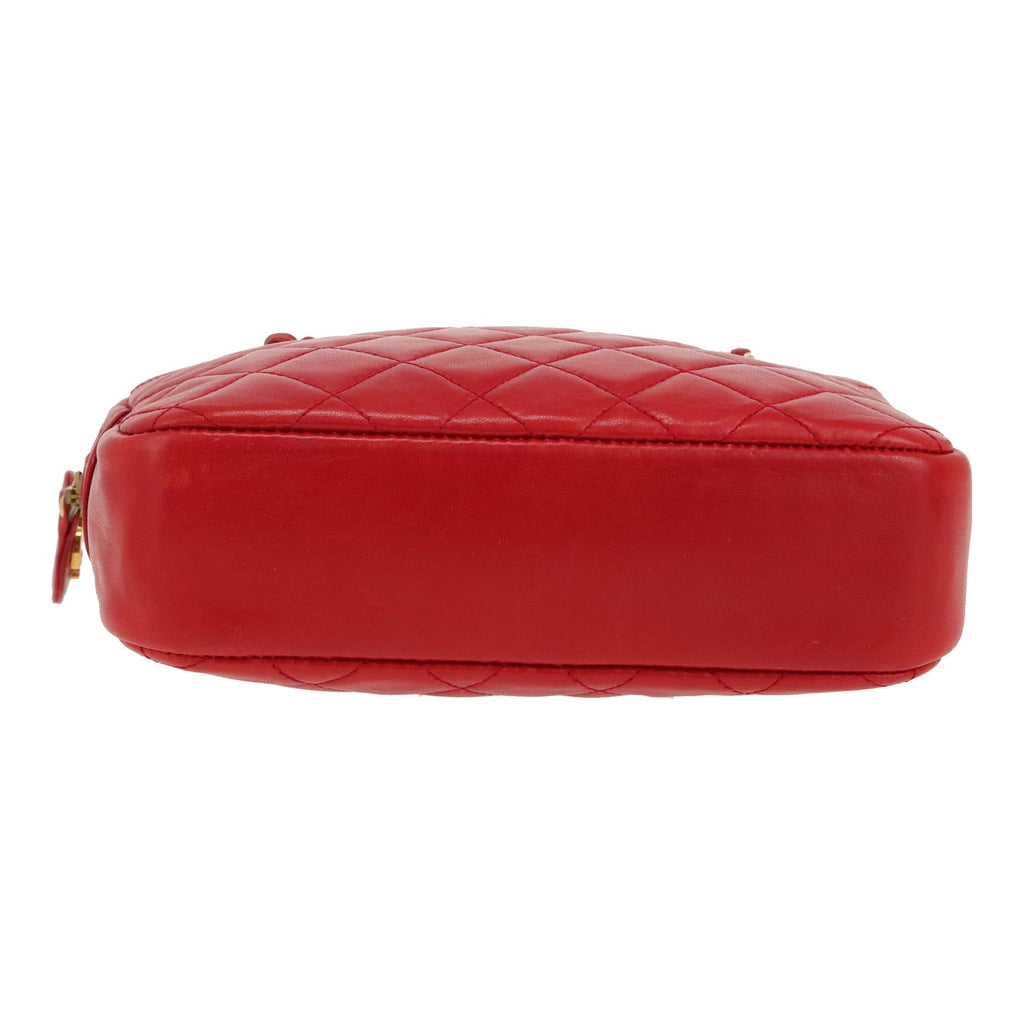 Chanel Vintage Shopping handbag in red quilted leather - DETAIL 1