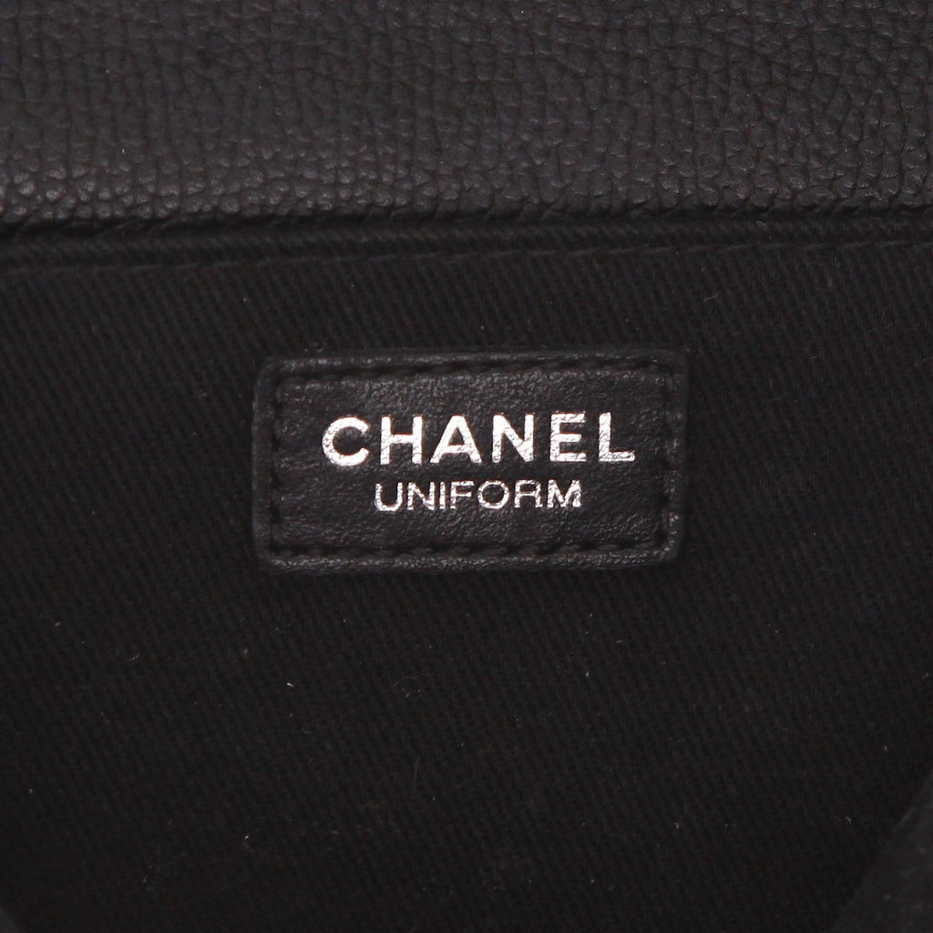 Chanel belt bag Noir quilted grained leather belt bag - DETAIL 2