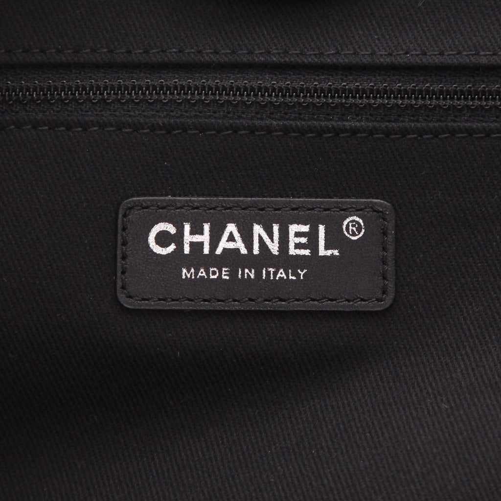 Chanel Deauville shopping bag in grey canvas and black leather - DETAIL 2