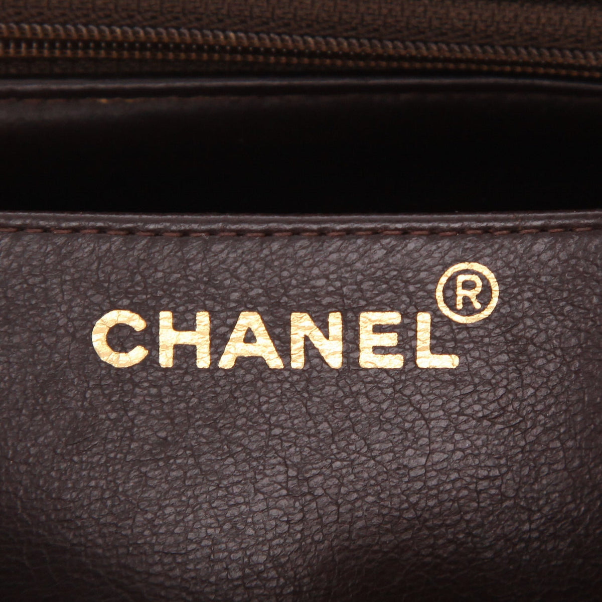 Chanel handbag in brown quilted leather - DETAIL 2