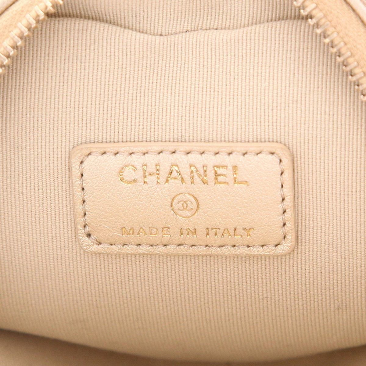 Chanel Heart bag clutch-belt in gold leather - DETAIL 2