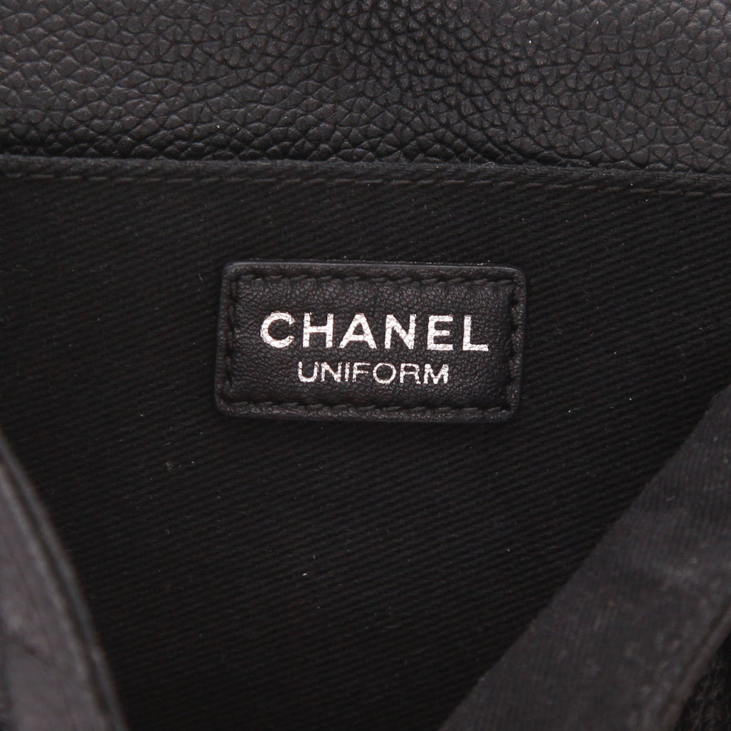 Chanel Pochette ceinture clutch-belt in black grained leather - DETAIL 2