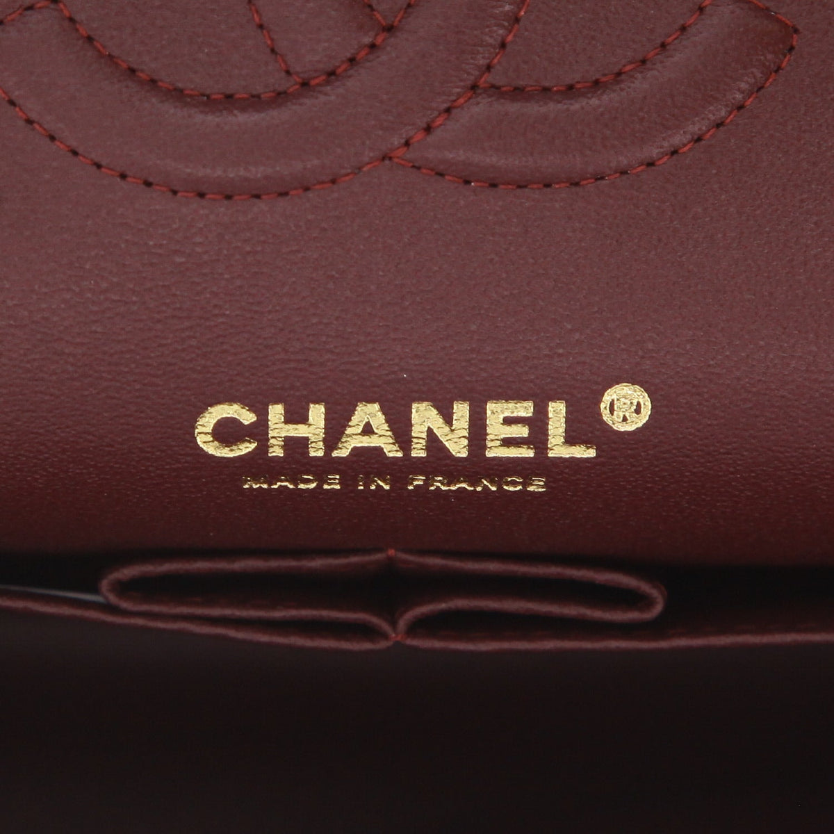 Chanel Timeless Classic handbag in black quilted leather - DETAIL 2
